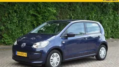 Blauw Gebruikt 2015 VW up! Move Hatchback | € 7.950 (Eerlijke prijs)