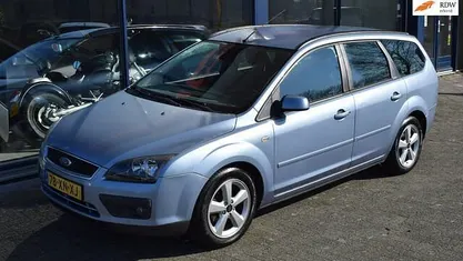 Occasion Ford Focus Ambiente 125 PK (91 kW) 2007 Blauw Stationwagen