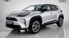 Zilver, metallic lak Gebruikt 2022 Toyota Yaris Cross Executive SUV | € 28.495 (Eerlijke prijs)