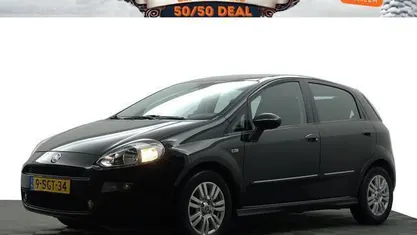 Zwart metallic Occasion 2013 Fiat Punto Evo Hatchback | € 4.900 (Eerlijke prijs)