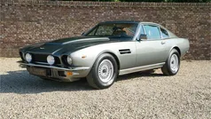 Aston Martin V8
