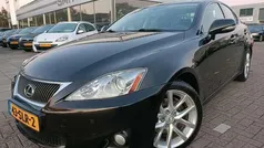 Zwart, metallic lak Gebruikt 2011 Lexus IS250 Sedan | € 10.950 (Goede deal)