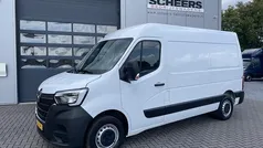 Wit Gebruikt 2022 Renault Master Van | € 19.950 (Goede deal)