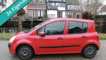 Occasion Renault Modus Expression 75 PK (55 kW) 2010 Rood MPV