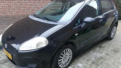 Gebruikt 2010 Fiat Grande Punto Hatchback | € 1.498 (Eerlijke prijs)
