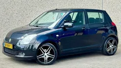 Zwart Gebruikt 2005 Suzuki Swift GLS Hatchback | € 1.995 (Eerlijke prijs)
