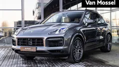 Grijs Gebruikt 2019 Porsche Cayenne SUV | € 63.900 (Goede deal)