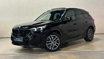 Zwart Gebruikt 2023 BMW X1 M Sport SUV | € 47.500 (Eerlijke prijs)