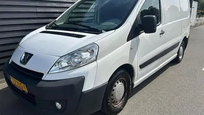 Wit Gebruikt 2008 Peugeot Expert Van | € 3.745 (Eerlijke prijs)