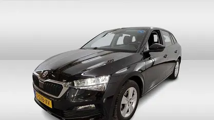 Gebruikt 2023 Skoda Scala Ambition Hatchback | € 17.950 (Eerlijke prijs)