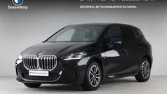 Zwart Gebruikt 2025 BMW 230 Performance Stationwagen | € 45.950 (Eerlijke prijs)