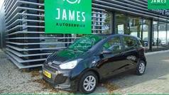 Zwart Gebruikt 2018 Hyundai i10 Comfort Hatchback | € 8.745 (Eerlijke prijs)