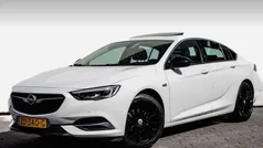 Wit Gebruikt 2019 Opel Insignia Business Hatchback | € 16.940 (Eerlijke prijs)