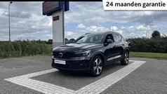 Zwart Gebruikt 2022 Volvo XC40 Plus SUV | € 37.940 (Eerlijke prijs)