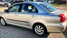 Gebruikt 2006 Toyota Avensis Executive Sedan | € 3.950 (Eerlijke prijs)