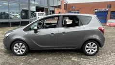 Grijs Gebruikt 2017 Opel Meriva MPV | € 12.949 (Eerlijke prijs)