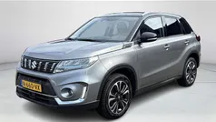 Gebruikt 2022 Suzuki Vitara Style SUV | € 21.450 (Eerlijke prijs)