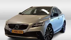 Grijs Gebruikt 2019 Volvo V40 CC Comfort Stationwagen | € 21.925 (Eerlijke prijs)