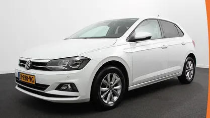 Wit Occasion 2020 VW Polo Highline Hatchback | € 17.390 (Super prijs)