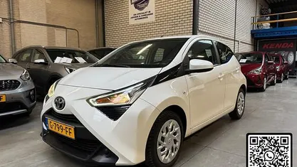 Occasion 2019 Toyota Aygo X-play Hatchback | € 13.950 (Eerlijke prijs)