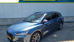 Blauw Gebruikt 2023 Ford Focus ST-Line Stationwagen | € 23.435 (Eerlijke prijs)
