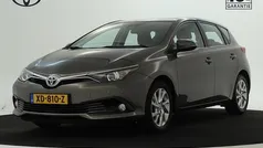 Gebruikt 2018 Toyota Auris Plus Hatchback | € 16.245 (Eerlijke prijs)