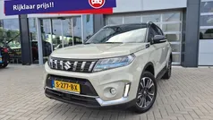 Bruin Gebruikt 2023 Suzuki Vitara Style SUV | € 29.450 (Eerlijke prijs)