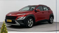 Pulse red metallic (y2r) Gebruikt 2021 Hyundai Kona Comfort SUV | € 21.900 (Goede deal)