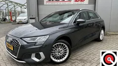 Zilver Gebruikt 2022 Audi A3 Sportback e-tron S-Line Sedan | € 22.995 (Super prijs)