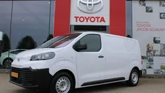 Wit Nieuw 2024 Toyota Proace Van | € 42.499 (Eerlijke prijs)