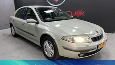 Geel Gebruikt 2004 Renault Laguna II Hatchback | € 2.180 (Goede deal)