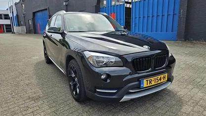 Zwart Gebruikt 2013 BMW X1 SUV | € 8.750 (Eerlijke prijs)