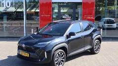 Zwart Gebruikt 2024 Toyota Yaris Cross SUV | € 27.900 (Eerlijke prijs)