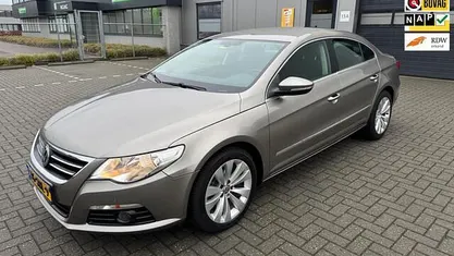 Bruin Occasion 2011 VW Passat Sedan | € 6.499 (Eerlijke prijs)