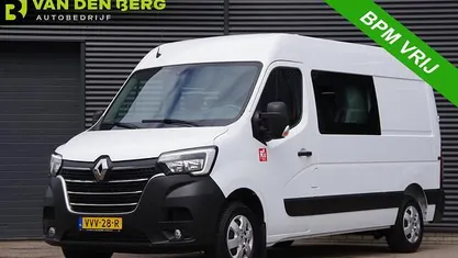 Wit Occasion 2023 Renault Master Van | € 26.850 (Eerlijke prijs)