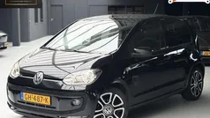 Zwart Gebruikt 2015 VW up! move up! Hatchback | € 7.950 (Eerlijke prijs)