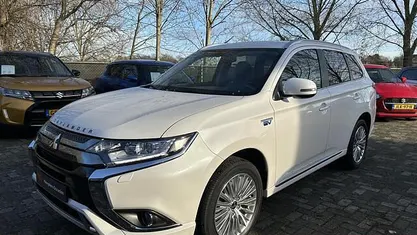 Gebruikt 2021 Mitsubishi Outlander Edition SUV | € 24.840 (Eerlijke prijs)