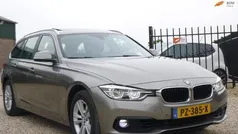 Grijs Gebruikt 2017 BMW 320 Executive Stationwagen | € 16.450 (Super prijs)