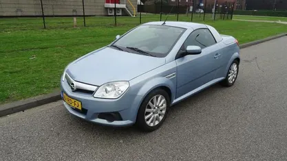 Occasion Opel Tigra Cosmo 90 PK (66 kW) 2005 Cabriolet