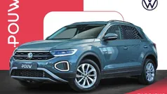 Blauw Gebruikt 2024 VW T-Roc Life SUV | € 32.450 (Goede deal)