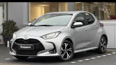 Gebruikt 2025 Toyota Yaris Hybrid Hatchback | € 25.900 (Eerlijke prijs)