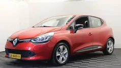 Gebruikt 2015 Renault Clio IV Collection Hatchback | € 7.450 (Eerlijke prijs)