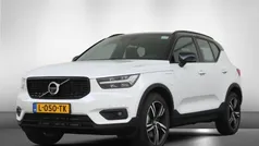 Gebruikt 2020 Volvo XC40 R-Design SUV | € 36.945 (Eerlijke prijs)