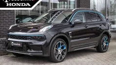 Zwart Gebruikt 2023 Lynk & Co 01 SUV | € 26.900 (Eerlijke prijs)