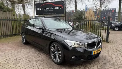 Occasion BMW 330 M Sport 259 PK (190 kW) 2015 Zwart Hatchback