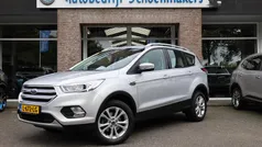 Gebruikt 2019 Ford Kuga Titanium SUV | € 22.440 (Eerlijke prijs)
