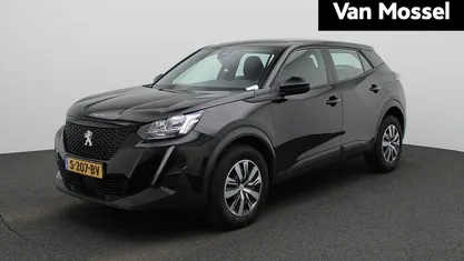 Zwart Gebruikt 2023 Peugeot 2008 Active SUV | € 17.900 (Goede deal)