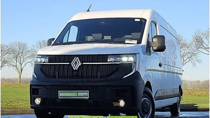 Occasion 2025 Renault Master Van | € 38.900 (Eerlijke prijs)