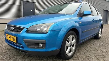 Occasion 2005 Ford Focus Futura Hatchback | € 999 (Goede deal)