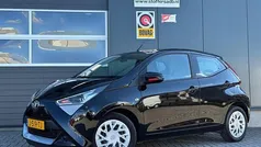 Gebruikt 2020 Toyota Aygo X-play Hatchback | € 9.450 (Eerlijke prijs)